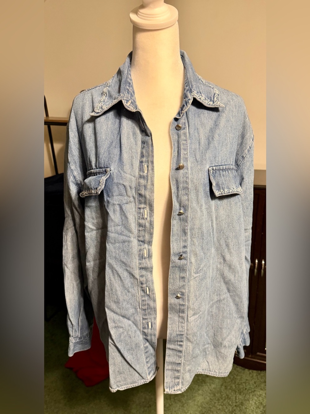 Relaxed Light Blue Denim Button-Down Shirt - Women's